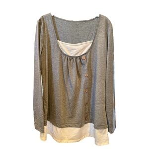 WOMENS, NWOT, LONG SLEEVE, LAYERED LOOK TOP IN HEATHER GREY & WHITE. SIZE XL